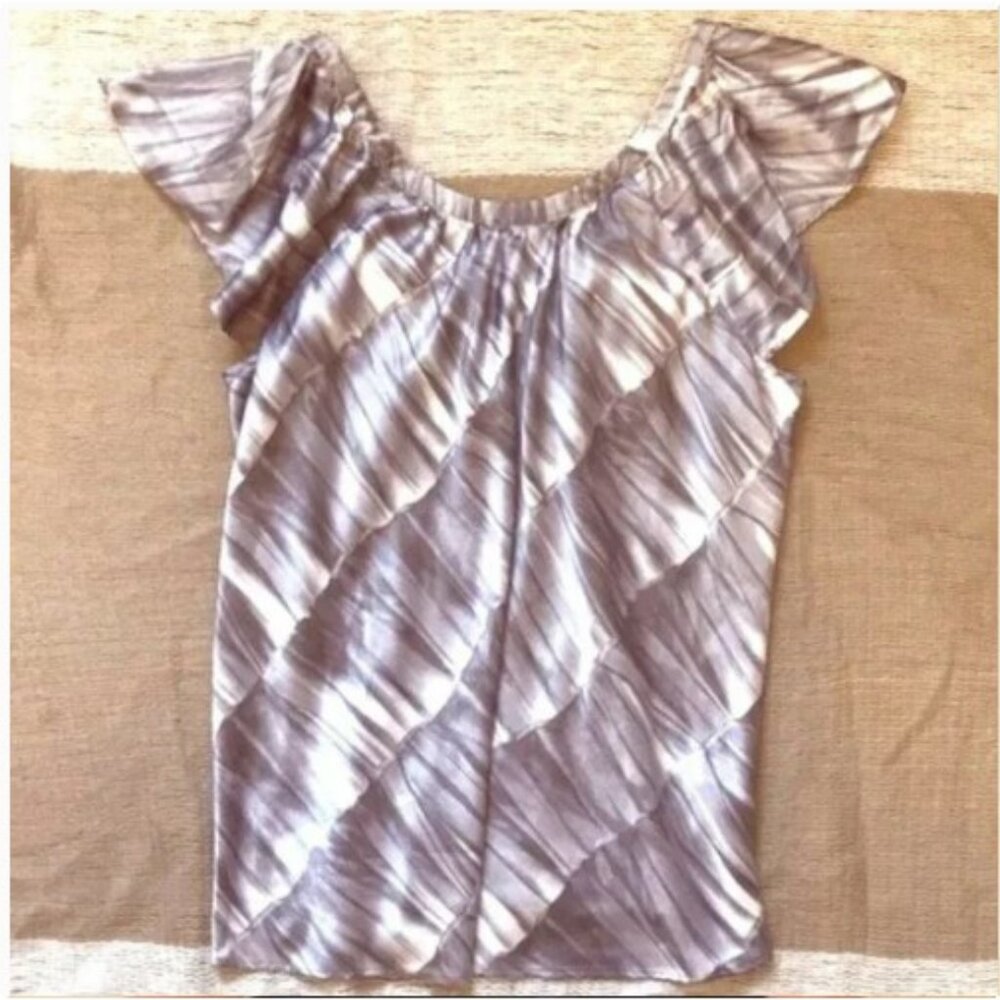 Scoop Back Top with Ruffles - Picture 2 of 5